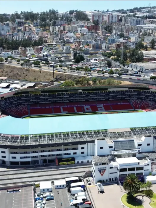 LDU x São Paulo: onde assistir e prováveis escalações