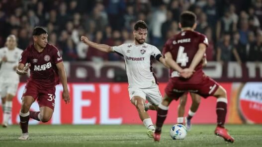 Lanús vence o Fluminense e abre vantagem na Sula