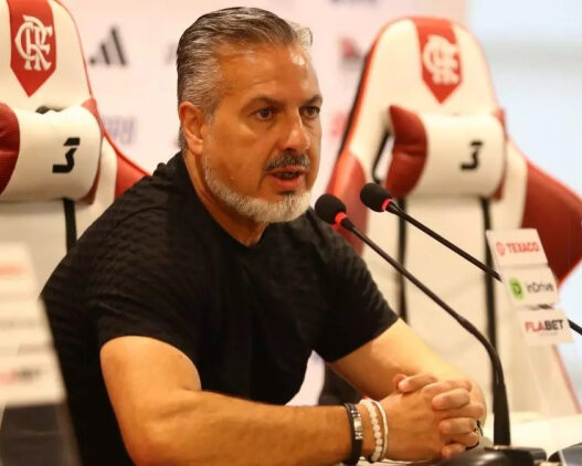 Diretor do Flamengo dispara contra a arbitragem após vitória sobre o Estudiantes