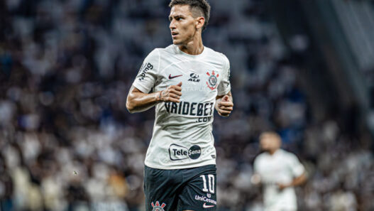 Corinthians terá de pagar cerca de R$ 45 milhões a Matías Rojas