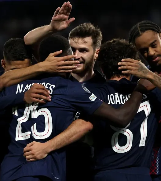 PSG atropela Atalanta por 4 a 0 na estreia da Champions League