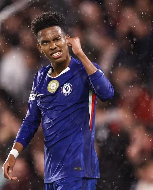 Maresca pede mais paciência com Estêvão no Chelsea