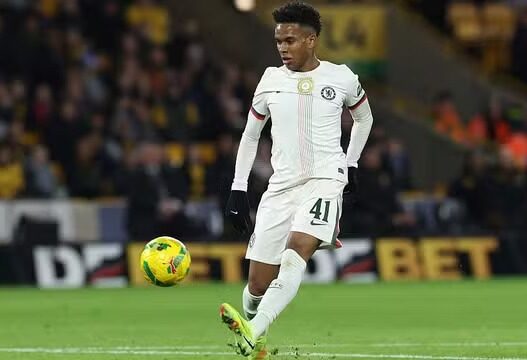 Chelsea, Arsenal e City avançam na Copa, Liverpool decepciona