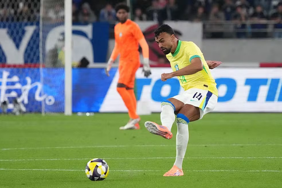 Fabricio Bruno pede desculpas após falha em amistoso