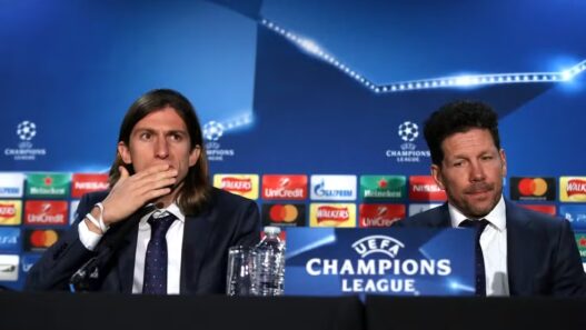 Simeone afirma que vai torcer pelo Racing contra o Flamengo, de Filipe Luís