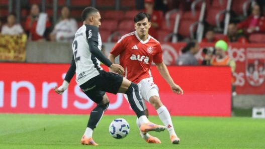 Inter e Corinthians empatam com muita polêmica no Beira Rio