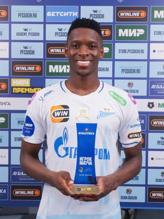 Luiz Henrique, ex-Botafogo, aparece em lista de maiores dribladores