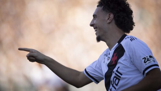 Jogos de hoje (26/10/25) ao vivo de futebol: onde assistir e horário