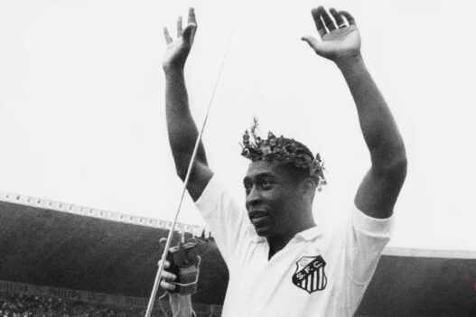 Eterno: Pelé completaria 85 anos, e clubes celebram o maior nome do futebol
