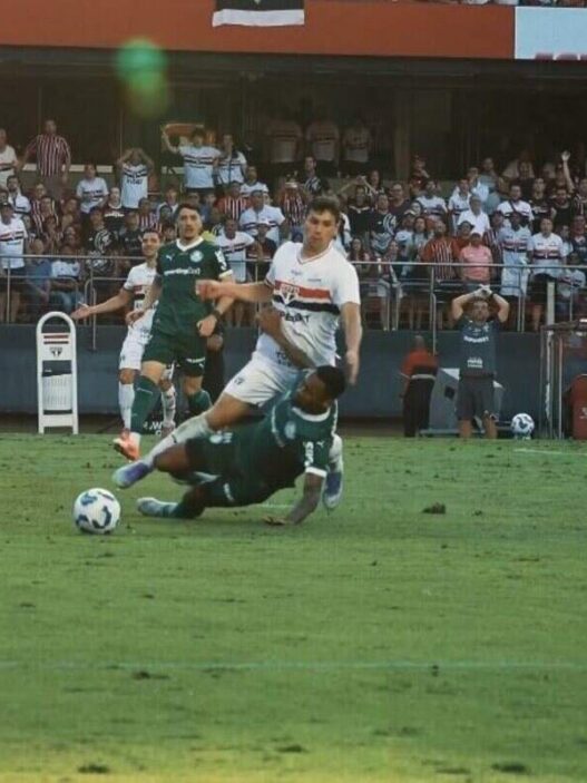São Paulo x Palmeiras segue fora de campo e com batalha de notas e versões