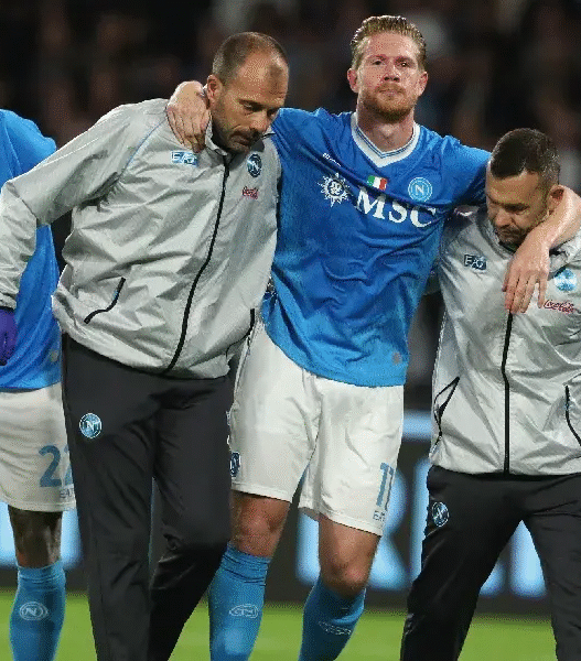 De Bruyne sofre lesão e vira desfalque no Napoli após assumir liderança do Italiano
