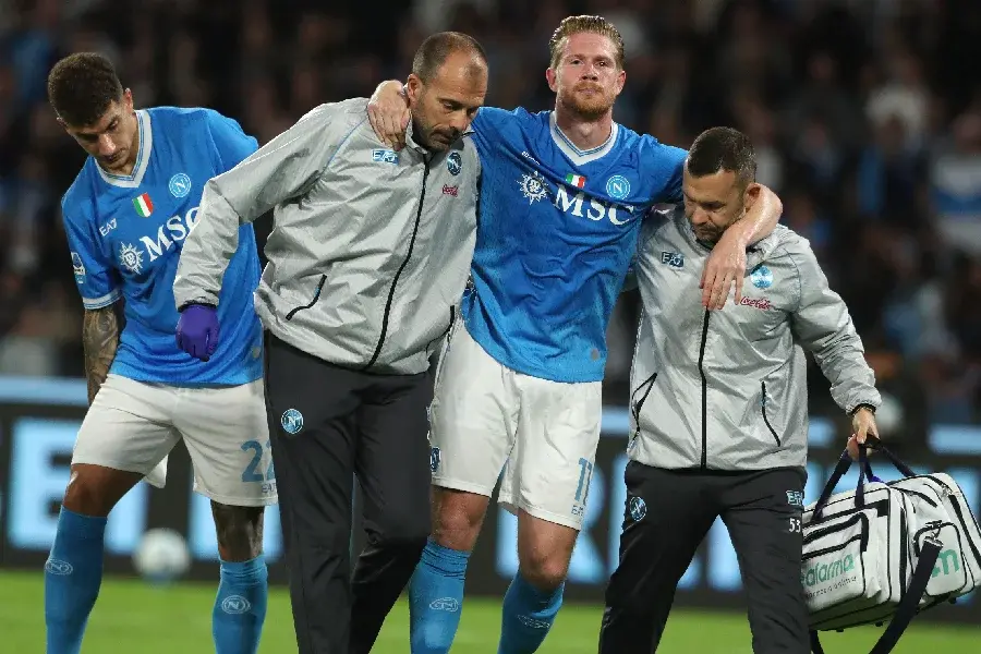 De Bruyne sofre lesão e vira desfalque no Napoli após assumir liderança do Italiano