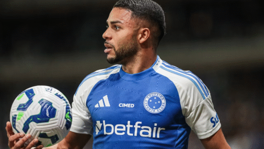 Wanderson sofre lesão grave e desfalca o Cruzeiro pelo restante da temporada