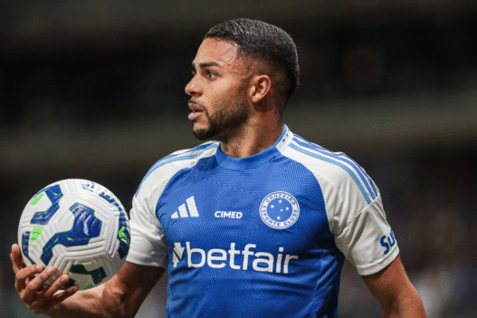 Wanderson sofre lesão grave e desfalca o Cruzeiro pelo restante da temporada