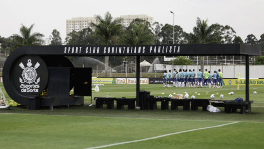 Corinthians acumula R$ 2,7 bilhões em dívidas e encerra julho com novo prejuízo