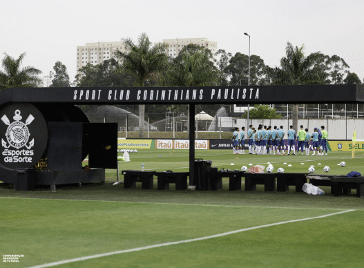 Corinthians acumula R$ 2,7 bilhões em dívidas e encerra julho com novo prejuízo