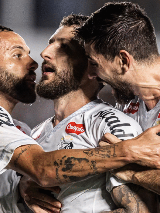 Santos vence o Corinthians na Vila e se afasta da zona de rebaixamento