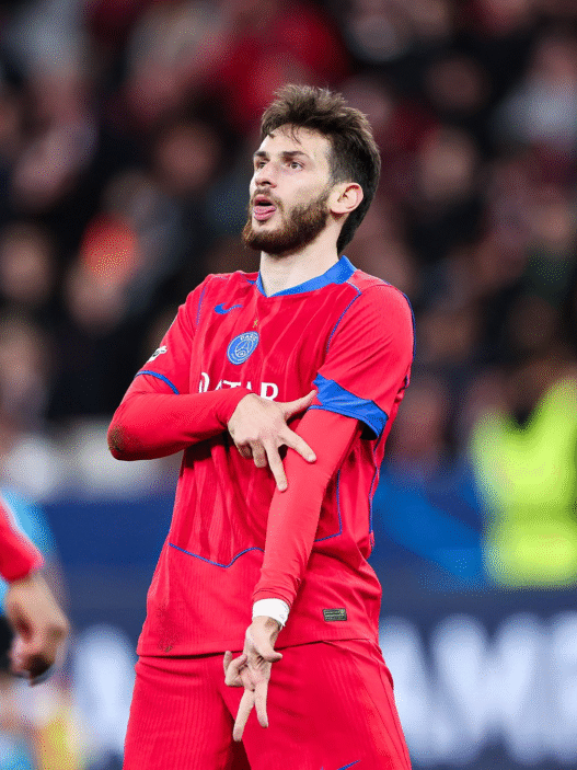 PSG goleia Bayer Leverkusen na Champions