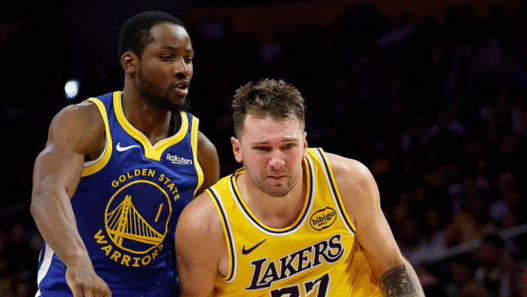 Warriors vencem Lakers na abertura da temporada com show de Jimmy Butler