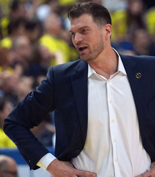 Tiago Splitter faz história e será o primeiro técnico brasileiro na NBA