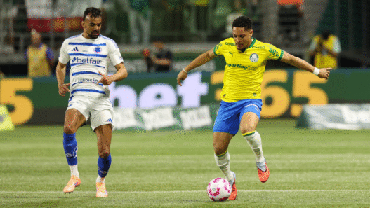 Palmeiras mantém liderança e amplia vantagem sobre o Flamengo na corrida pelo título do Brasileirão