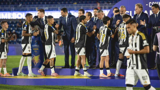 Hulk se manifesta após vice do Atlético na Sul-Americana