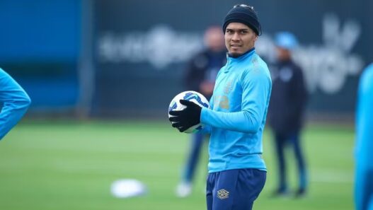 Grêmio sofre transfer ban da Fifa por dívidas de atletas