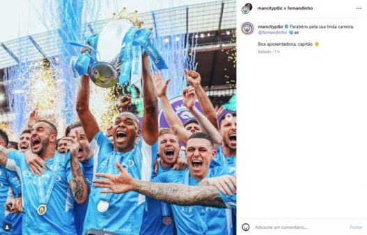 Fernandinho recebe homenagens após aposentadoria