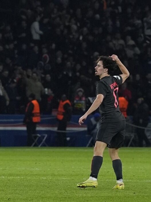 Vitinha brilha e PSG derrota o Tottenham, de Richarlison na Champions