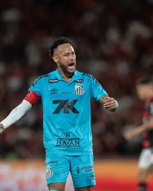 Acabou o amor? Reclamações de Neymar geram atritos no Santos