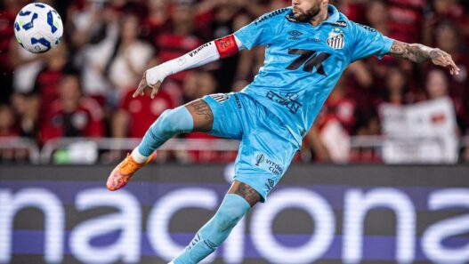 Ancelotti manda dicas para Neymar visando a Copa de 2026