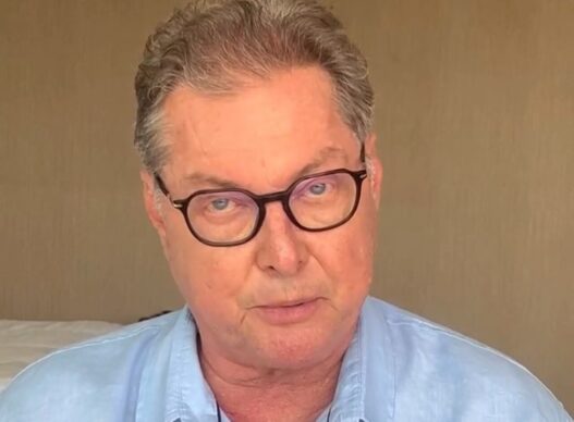 Ex-jogador detona Oswaldo de Oliveira após polêmica com Ancelotti: "Pior treinador que já trabalhei"