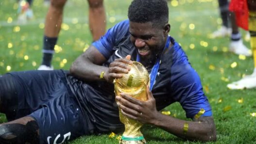 Ex-Barcelona e campeão do mundo abre o jogo sobre depressão: "Eu não tinha vida"