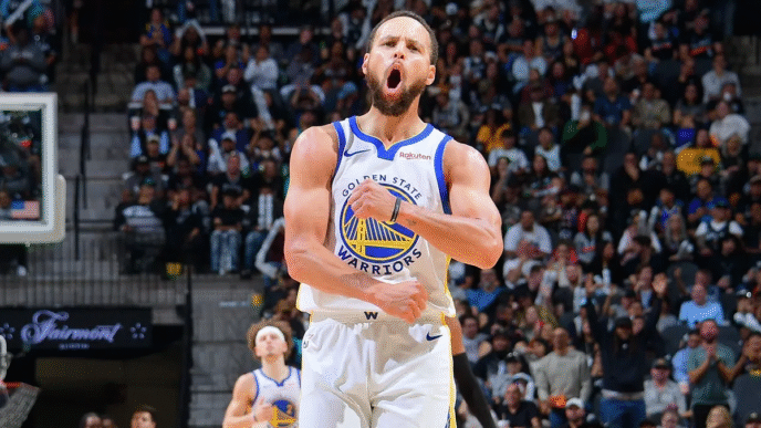 Stephen Curry encerra parceria de 12 anos com patrocinadora esportiva