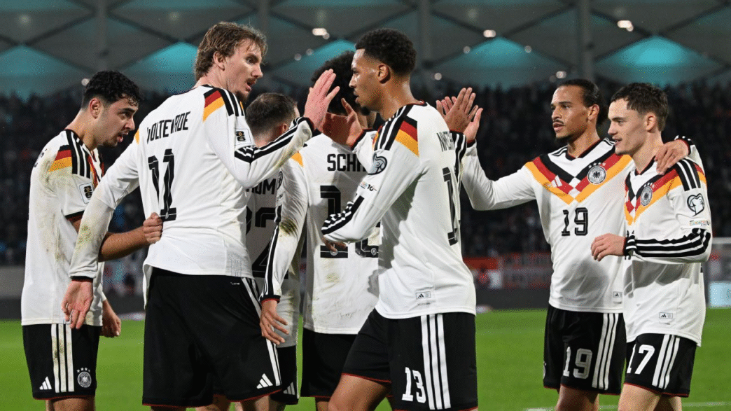 Alemanha e Holanda goleiam e confirmam vaga na Copa de 2026