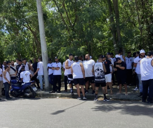 Tensão no Vasco: organizada invade CT para cobrar elenco após quinta derrota seguida no Brasileirão