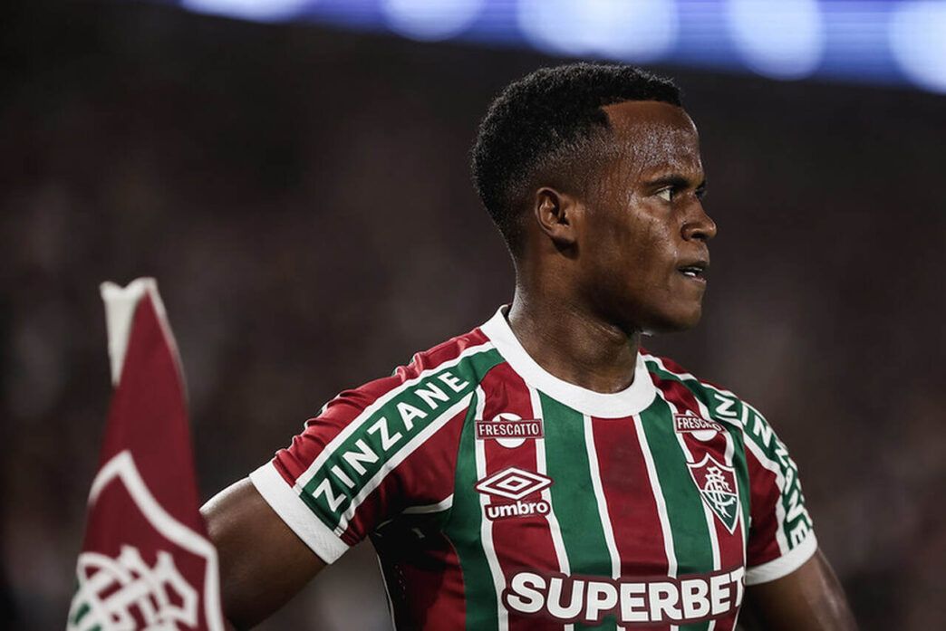 Palmeiras busca a contratação de Arias, ex-Fluminense