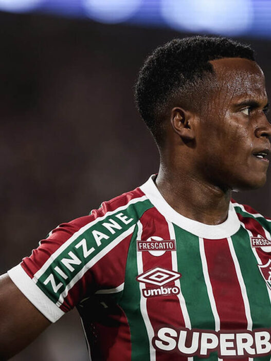 Palmeiras busca a contratação de Arias, ex-Fluminense