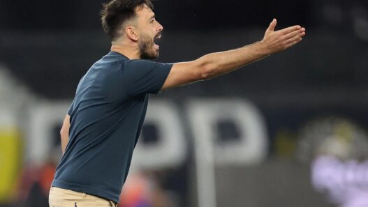 Ancelotti indica saída do Botafogo