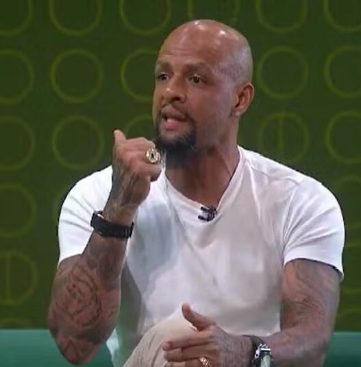 Felipe Melo crítica Vegetti, do Vasco, por reclamação em derrota na Arena MRV