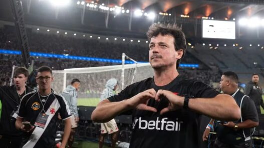 Diniz e Maracanã, um caso de amor: todos os títulos do técnico foram no estádio
