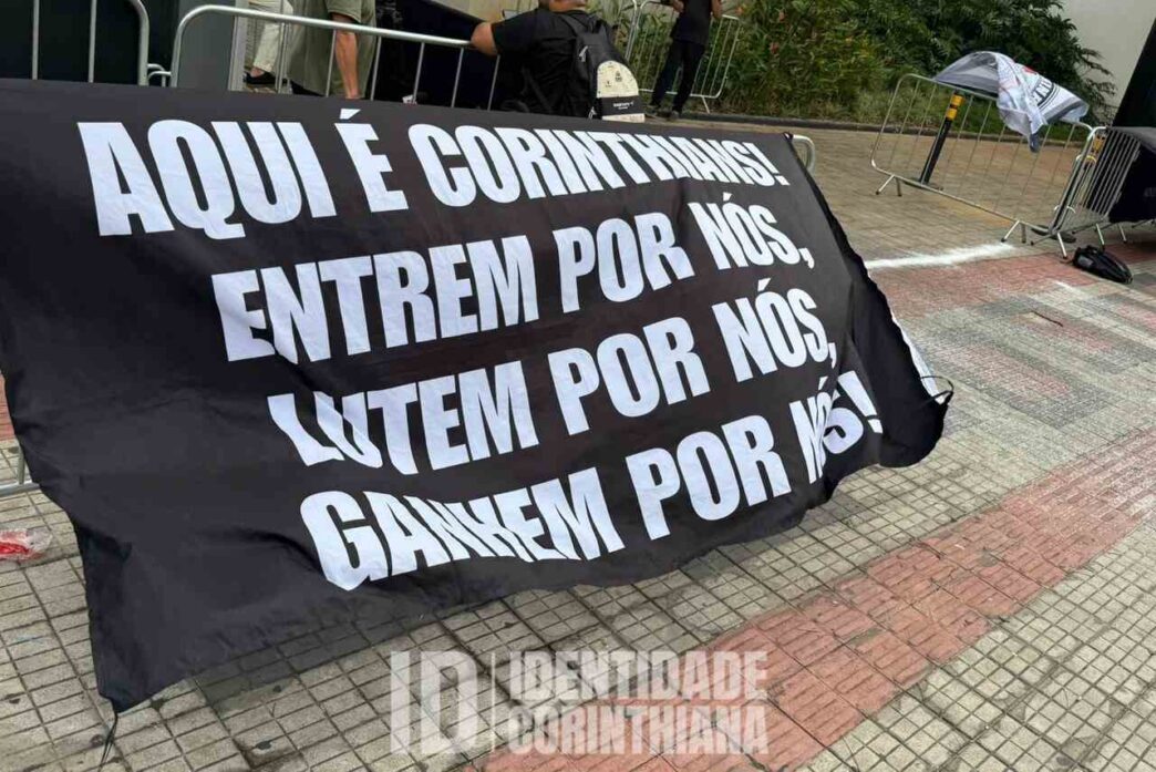 Corinthians chega em Minas Gerais pressionado pela torcida