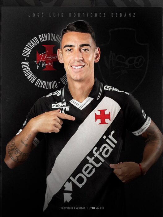 Vasco acerta renovação com o lateral Puma