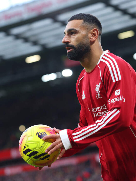 Van Basten critica Salah em treta com o técnico do Liverpool: "Cérebro de inseto"