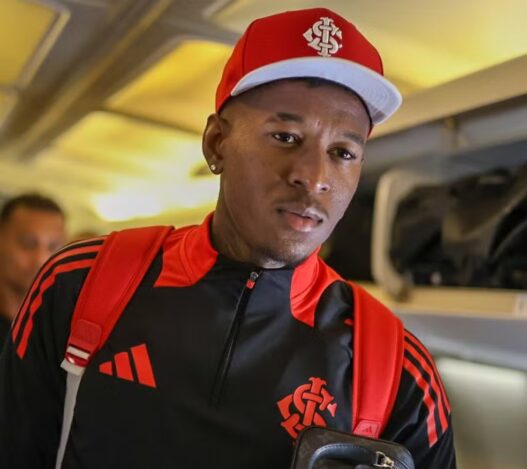 Flamengo reforça interesse em Vitão, do Internacional