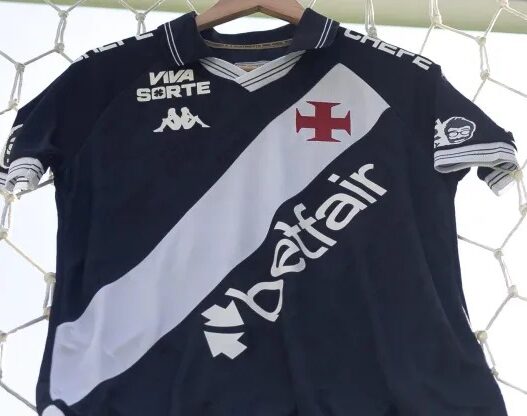 Vasco busca novo patrocinador e pode aumentar receita