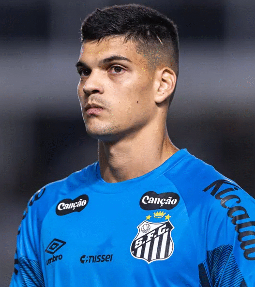 Flamengo prepara nova ofensiva por Gabriel Brazão e mantém Vitão como alvo para 2026