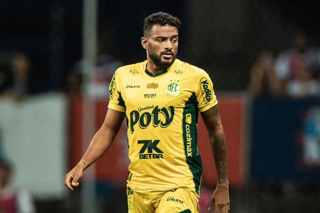 Reinaldo vira dúvida no Mirassol para enfrentar o Vasco após edema no calcanhar