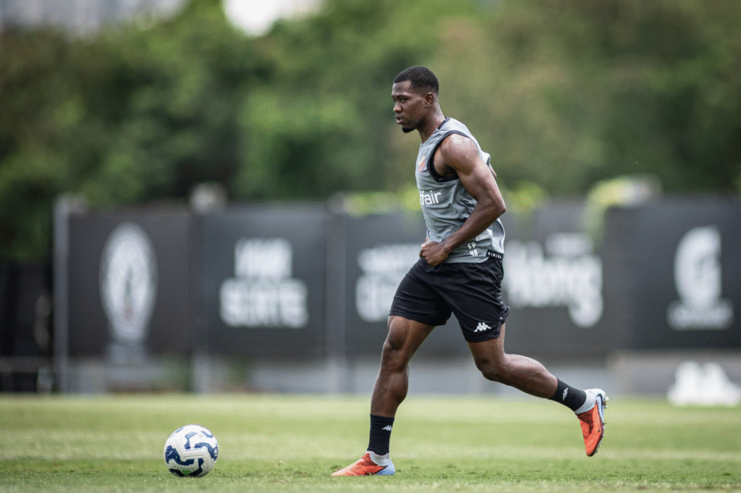 Vasco finaliza preparação para semifinal da Copa do Brasil; veja provável escalação