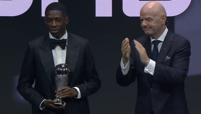 Dembelé é eleito o melhor do mundo no Fifa The Best